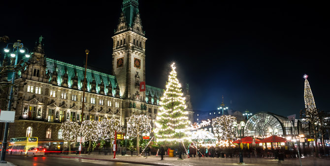 Hamburg Weihnachtsmarkt Rathaus