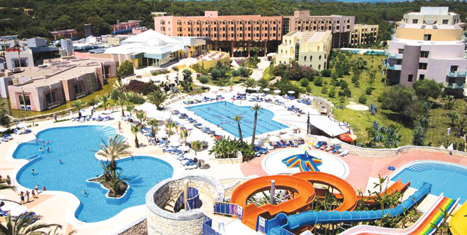 Anlage, Blue Waters Club