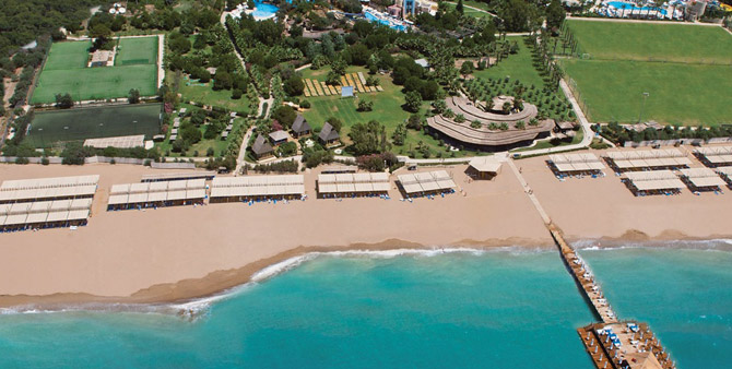 Anlage, Blue Waters Club