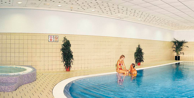 Pool, Inturotel Esmeralda Park