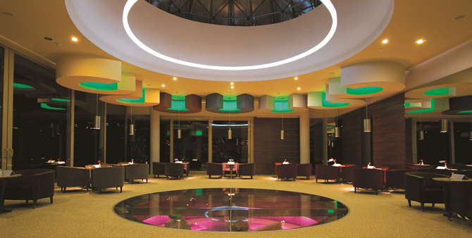 Restaurant, Blue Waters Club