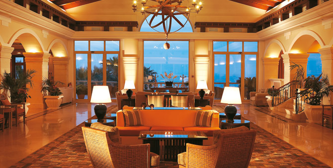 Lobby Grecotel Club Marine Palace Suites